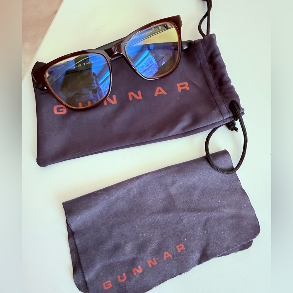 Blue-Light Blocking Glasses in Brown Frame